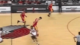 回顾姚明NBA生涯背运过人一条龙单臂暴扣集锦