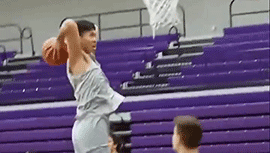 吴勇豪高中半场砍24分 如没伤病能进NBA吗