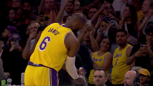 2022年10月04日 NBA季前赛 国王vs湖人 全场录像回放