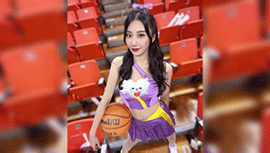 霍华德点赞啦啦队美女后又取消