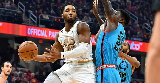 NBA简报:太阳88-90不敌骑士 米切尔20+6+9 保罗25+8