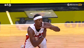 一波13-2后巴特勒比出暂停手势羞辱绿军