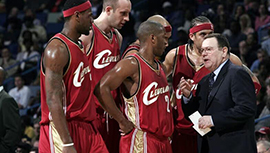 掘金主帅马龙的父亲离世享年81岁 曾长期在NBA任助教