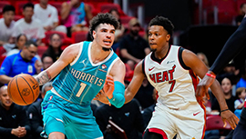 NBA简报:热火113-109击溃黄蜂 巴特勒缺阵 希罗22+5 鲍尔17+7
