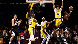 NBA简报:湖人130-125力克快船 詹姆斯35+11+7 乔治小卡合砍73分