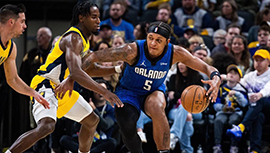 NBA简报:魔术128-116击溃步行者 班凯罗24分 哈利伯顿14中4&4失误