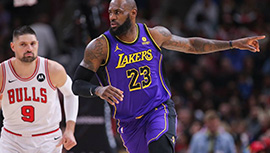 NBA简报:公牛124-108击溃湖人 德罗赞27+7+9 詹姆斯25+10+9