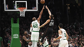 NBA简报:绿军128-122大胜活塞 獭兔31+7+10 波津35+8