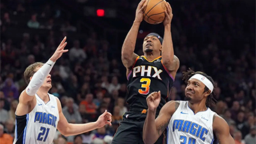 NBA简报:三巨头合砍77分 太阳117-102力克魔术 班凯罗28+9+7