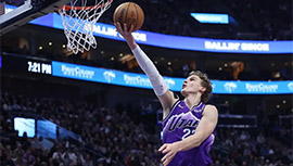 NBA简报:爵士154-148力克活塞 克拉克森36+6 马尔卡宁31+7