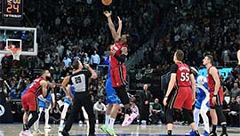 NBA简报:热火123-97大胜雄鹿 约维奇24+7 阿德巴约三双 字母哥23+11+8