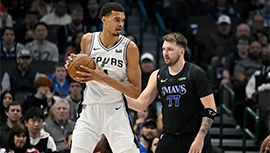 NBA简报:独行侠116-9大胜马刺 欧文34+9+7 东契奇27+9+8 文班26+9+5