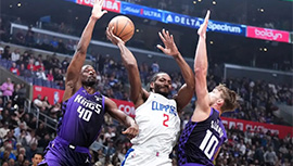 NBA简报:快船107-123不敌国王 小卡20+8+4断 哈登13中4 小萨三双 福克斯33分