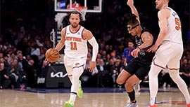NBA简报:尼克斯124-99大胜活塞 迪文岑佐40+5&11记三分破队史纪录 哈特三双