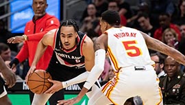 NBA简报:老鹰120-106轻取开拓者 穆雷30+7 班顿31+9