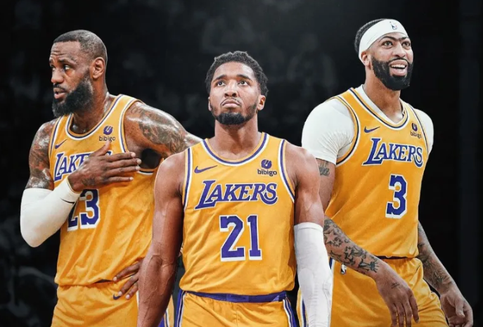 05月16日NBA动态汇总：湖人计划报价米切尔 库里获魔术师约翰逊奖