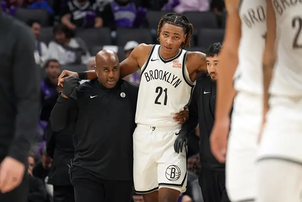 11月28日NBA伤病汇总：库里膝伤缺战雷霆，托马斯腿筋拉伤休三周起