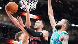 NBA简报:黄蜂125-123战胜公牛三球26+9 马威19+19 武切维奇40+12