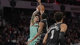 NBA简报:黄蜂117-116险胜马刺 福克斯绝杀超时 小桥三分准绝杀 卡斯尔33分