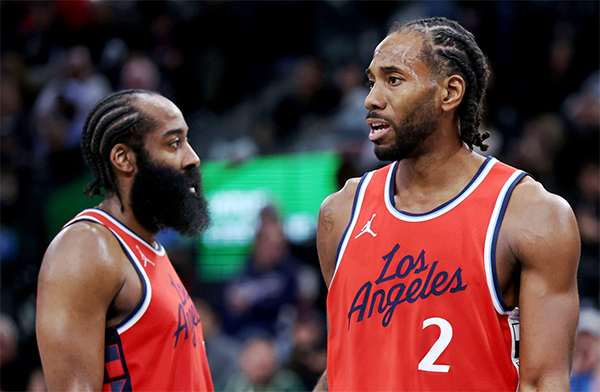 NBA更新排名:哈登小卡携手冲4连胜 联盟头名全力冲击15连胜创历史