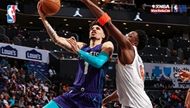 NBA简报:黄蜂115-98战胜尼克斯 马威19+14+3帽 鲍尔25+8 唐斯24+10