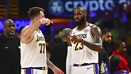 NBA简报:湖人115-146狂丢惨败公牛 基迪准四双 东契奇34+8+6 詹姆斯复出